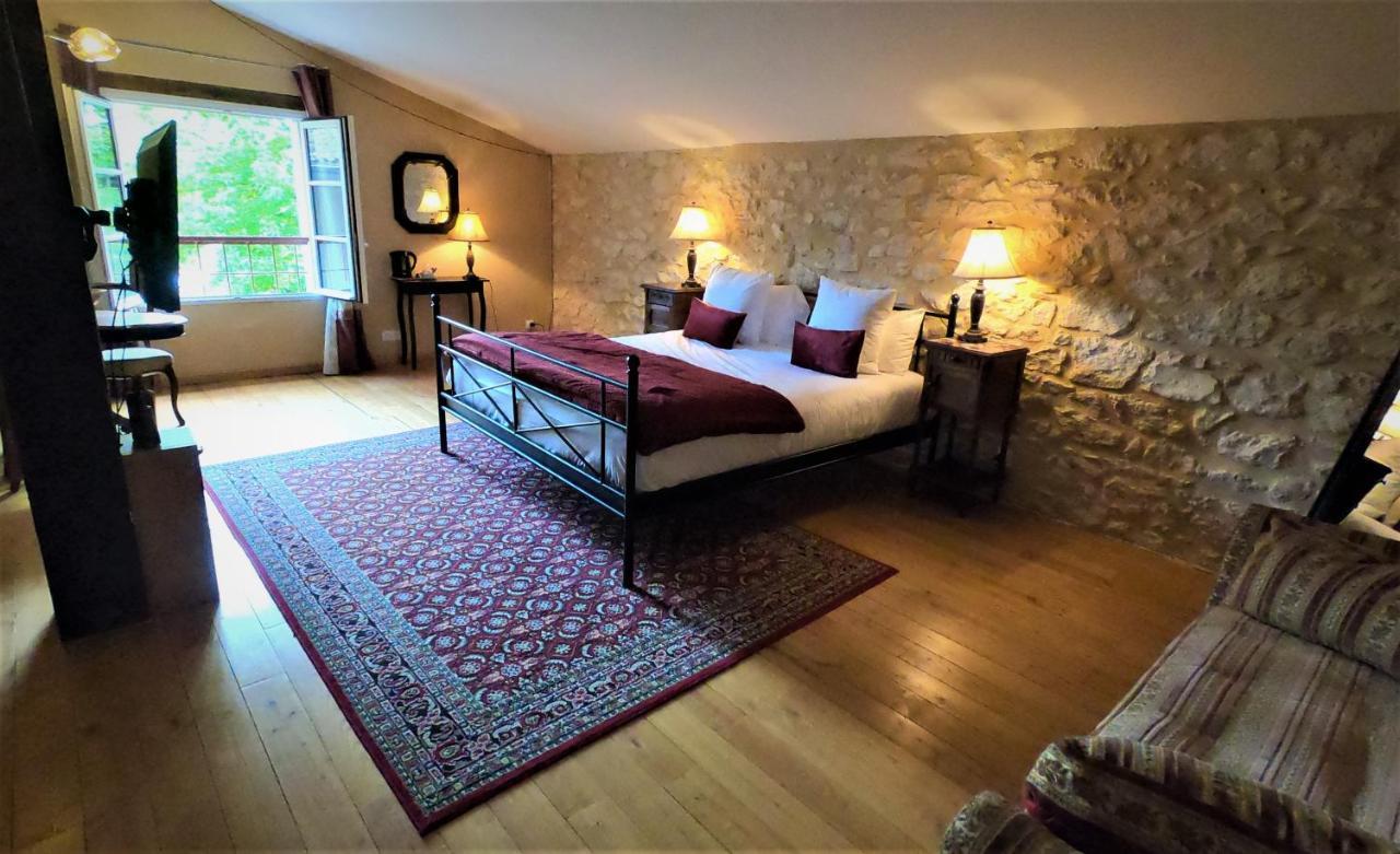 LA CARRETERIE - Maison de Famille{s} Pineuilh Extérieur photo
